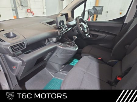 2025 Peugeot Partner PARTNER PRO PLUS 1.5 HDI 100 650KG €26,995