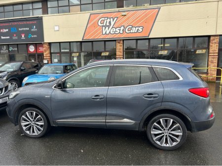 2017 Renault Kadjar AUTOMATIC///ONLY 99000KLMS//I OWNER IRISH CAR///NCT 2027///TAX 190E///TOP OF THE RANGE SIGNATURE MODEL///PAN ROOF///SAT NAV//REVERSE CAMER///STUNNING CAR €14,950