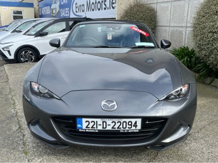 2022 Mazda MX-5 - thumbnail 2