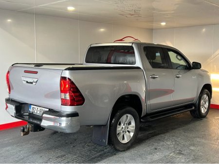 2019 Toyota Hilux - thumbnail 13