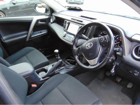 2016 Toyota Rav4 - thumbnail 13