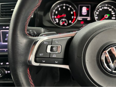 2013 Volkswagen Golf VOLKSWAGEN GOLF GTI DSG 220BHP*KEYLESS ENTRY & START*HEATED BLACK LEATHER SEATS*ELECTRIC SEATS*DCC & ACC*TRADE INS WELCOME* €16,950 thumbnail