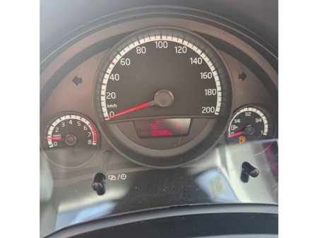 2015 Volkswagen up! - thumbnail 21