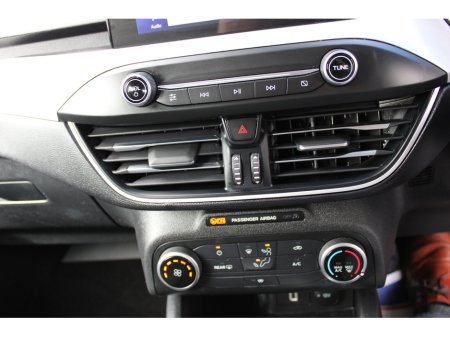 2020 Ford Focus - thumbnail 18