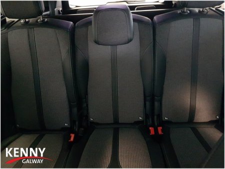 2024 Peugeot 5008 - thumbnail 12