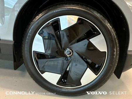2025 Volvo EX30 - thumbnail 4