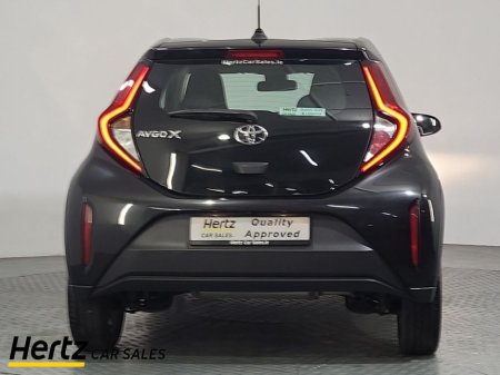 2023 Toyota Aygo X - thumbnail 4