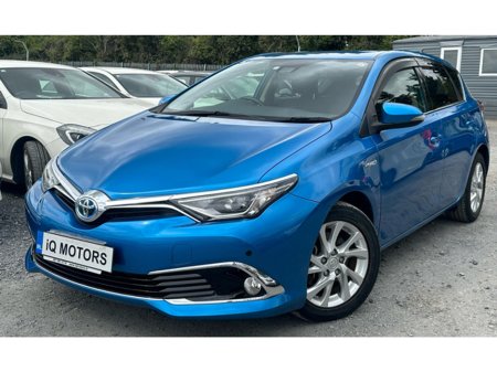 2016 Toyota Auris - thumbnail 2
