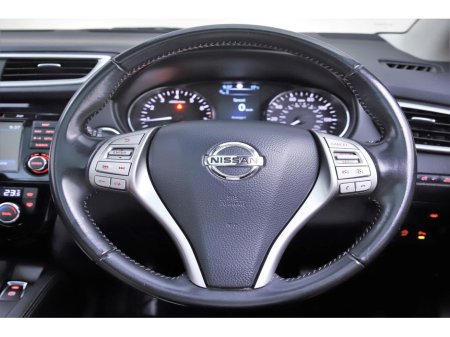 2016 Nissan Qashqai - thumbnail 13