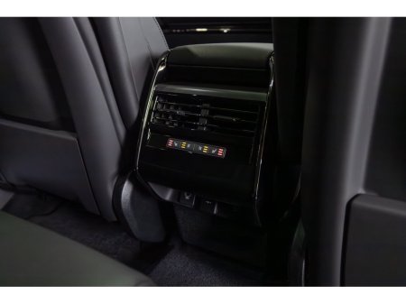 2026 Land Rover Range Rover Sport 3.0 Si4 PHEV 460PS AWD Auto Dynamic SE €135,950 thumbnail