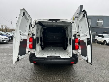 2020 Opel Vivaro L2H1 2.0 D 120PS DIESEL 5DR thumbnail