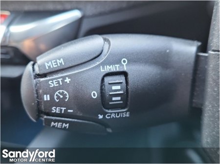 2018 Peugeot 3008 - thumbnail 25