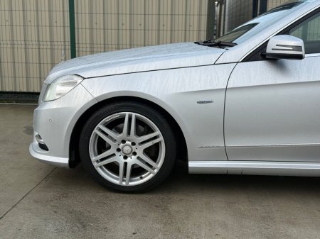 2012 Mercedes-Benz E Class E 250 BE Classic Sport A/T €8,950 thumbnail