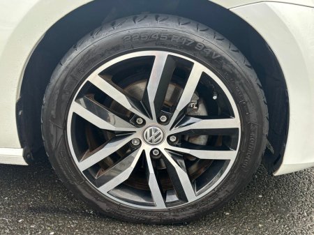 2017 Volkswagen Golf 1.4 HIGHLINE PETROL AUTO 12 MONTH WARRANTY €15,995 thumbnail