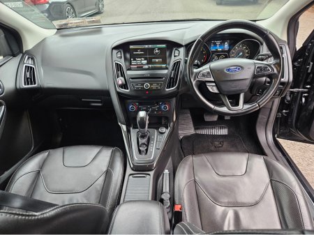 2016 Ford Focus - thumbnail 7