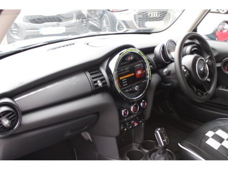 2018 MINI Cooper - thumbnail 22