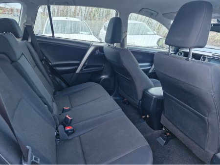 2016 Toyota Rav4 RAV4 2.0 D-4D LUNA 4DR €12,950 thumbnail