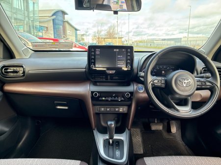 2022 Toyota Yaris Cross - thumbnail 8