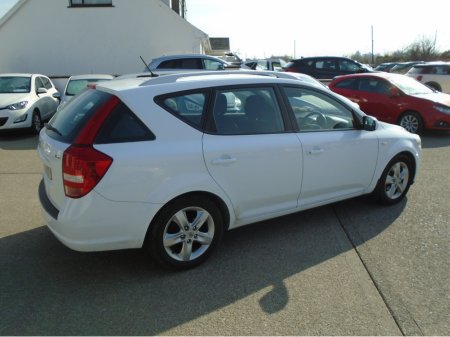 2011 Kia Ceed - thumbnail 5