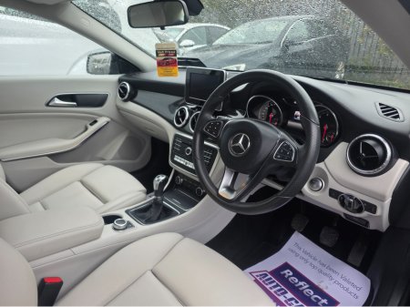 2017 Mercedes-Benz CLA Class - thumbnail 24