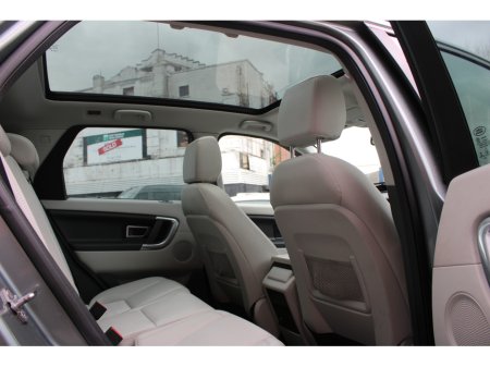 2015 Land Rover Discovery - thumbnail 7
