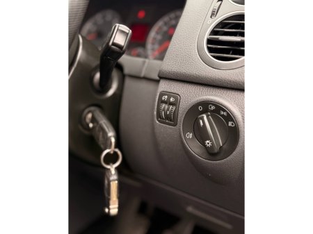 2006 Volkswagen Golf - thumbnail 28