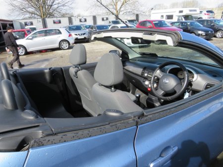 2006 Nissan Micra - thumbnail 18