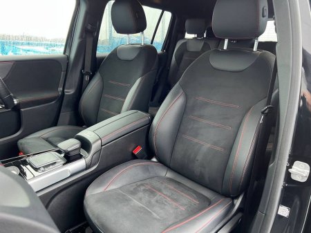 2024 Mercedes-Benz EQB 4MATIC AMG-LINE PREMIUM 7-SEATER // LOW MILEAGE // APPLE CARPLAY/ANDROID AUTO // DIGITAL CLUSTER €38,900 thumbnail