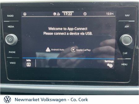 2024 Volkswagen T-Roc - thumbnail 8