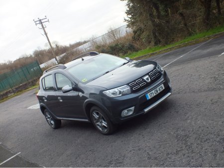 2017 Dacia Sandero - thumbnail 3