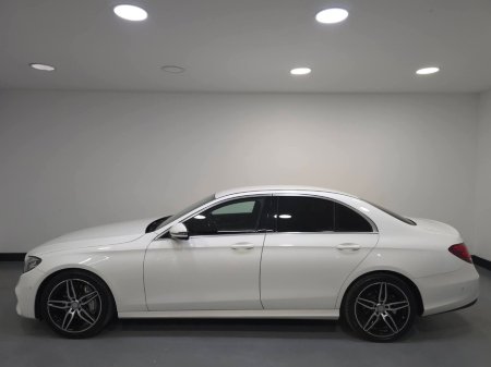 2017 Mercedes-Benz E Class - thumbnail 10