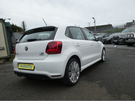 2015 Volkswagen Polo - thumbnail 8