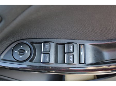 2018 Ford Focus - thumbnail 15