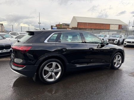 2023 Audi e-tron - thumbnail 4