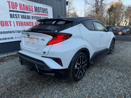 2023 Toyota C-HR 1.8 HYBRID GR Sport €35,000 thumbnail