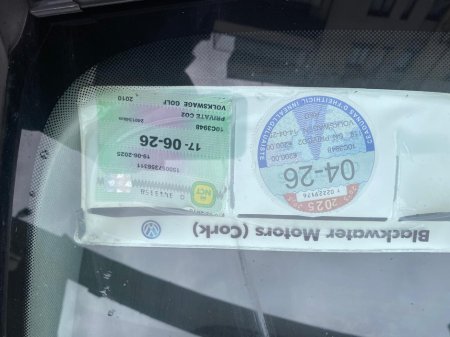 2010 Volkswagen Golf - thumbnail 13