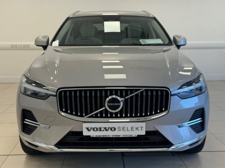 2022 Volvo XC60 - thumbnail 2