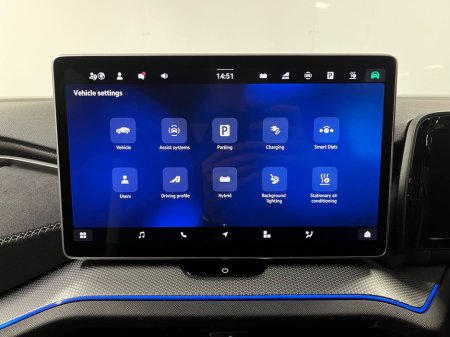 2025 Skoda Kodiaq Sportline IV 1.5TSi PHEV 204BHP - Reversing Camera - Climate Control - Sat Nav - Heated Seats - Keyless Start - Apple CarPlay/Android Auto €53,950 thumbnail