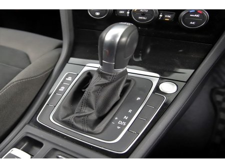 2018 Volkswagen Golf 1.4 TSI DSG HIGHLINE MK7.5 *VERY LOW MILEAGE*UPGRADED 17"ALLOY WHEELS* €19,890 thumbnail