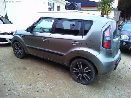 2010 Kia Soul - thumbnail 6