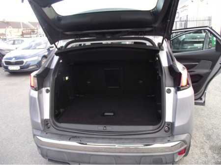 2017 Peugeot 3008 - thumbnail 16