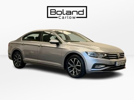 2022 Volkswagen Passat - €28,995