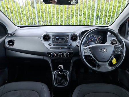 2018 Hyundai i10 - thumbnail 11
