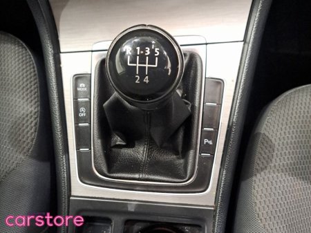 2016 Volkswagen Golf 1.6 TDI 5DR 110HP BlueMotion €15,480 thumbnail