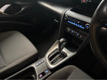 2021 Toyota Yaris Cross 1.5 Hybrid Automatic Only 68000 kms €21,499 thumbnail