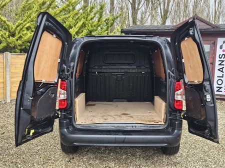 2023 Peugeot Partner - thumbnail 26