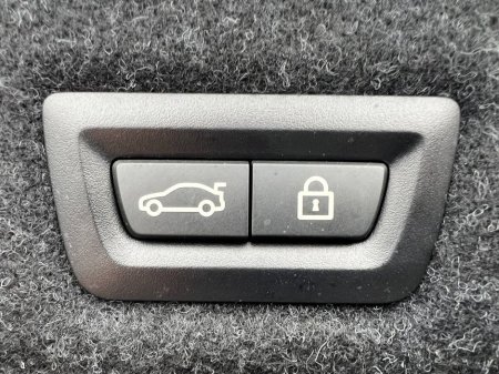 2018 BMW 5 Series - thumbnail 14