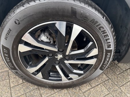 2021 Peugeot 2008 1.2 Puretech 130bhp Auto Allure €19,950 thumbnail