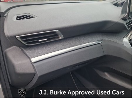 2023 Peugeot 3008 - thumbnail 14