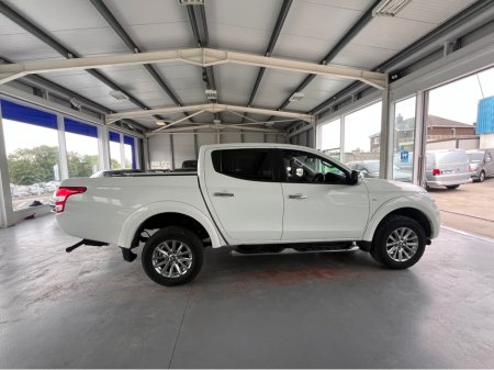 2016 Mitsubishi L200 TITANIUM DCB DI-D 4X4 €16,500 thumbnail